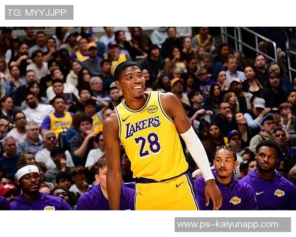 湖人双星难以独撑大局防守篮板传导球替补阵容亟待改善